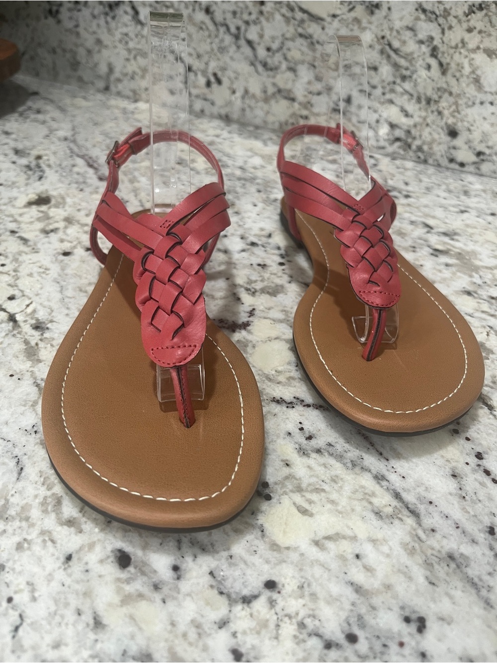 American Eagle Outfitters Braided T-Strap Sandals in Coral. Size 8 1/2